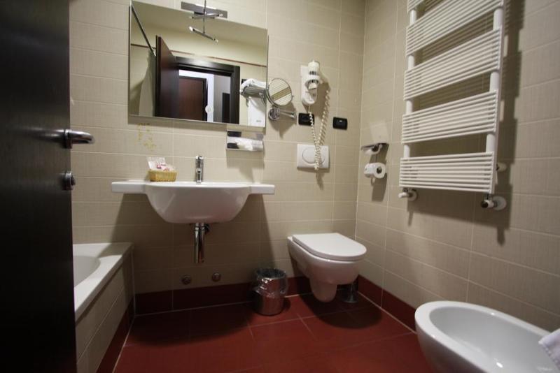 Merulana Inn Guest House Рим Экстерьер фото